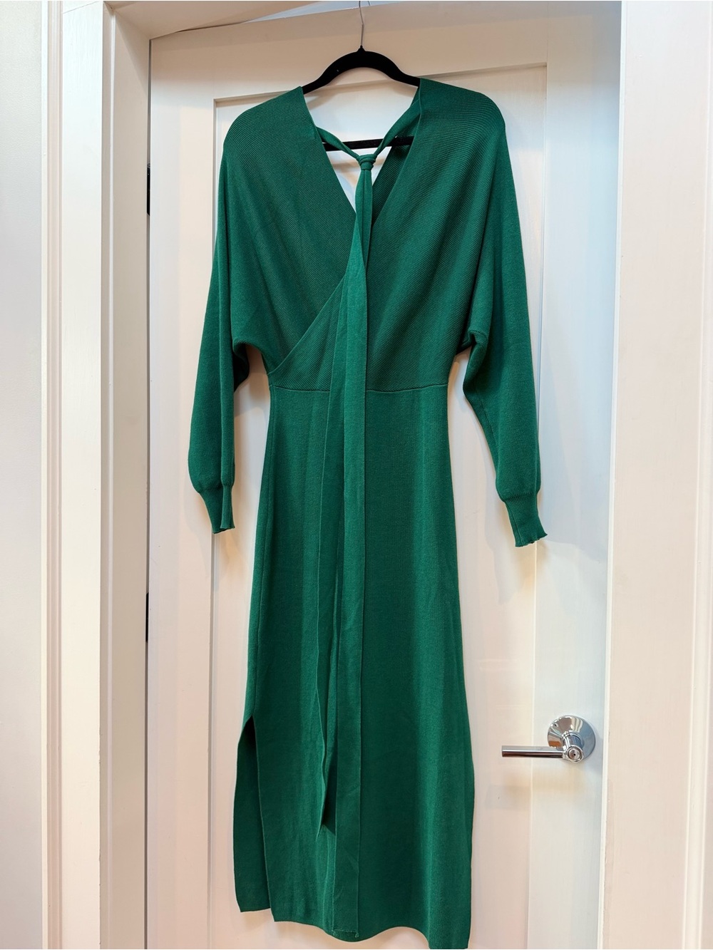 Stunning Elegant Emerald Green Tie-Back Midi Dress Medium